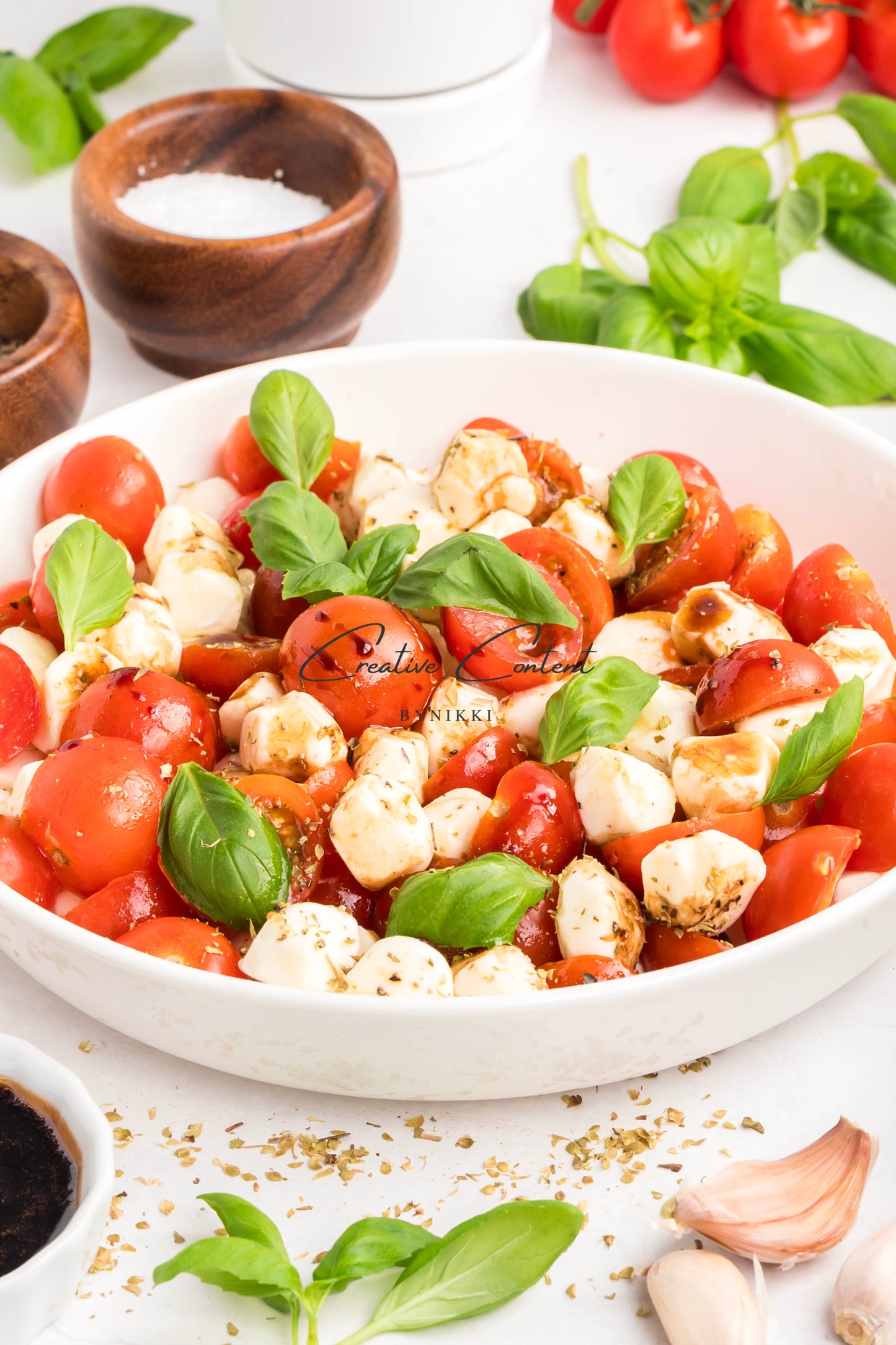Tomato Mozzarella Salad - Exclusive