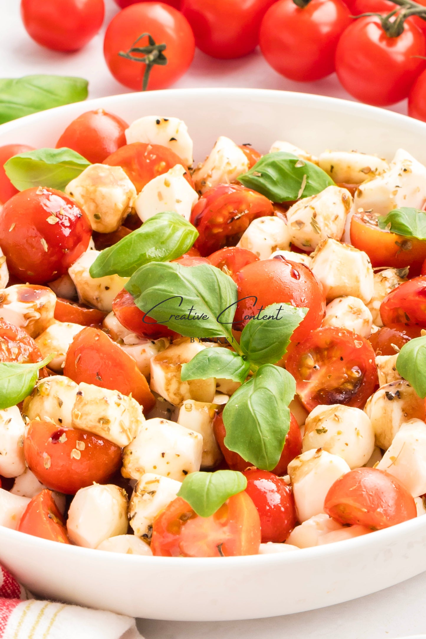 Tomato Mozzarella Salad - Exclusive