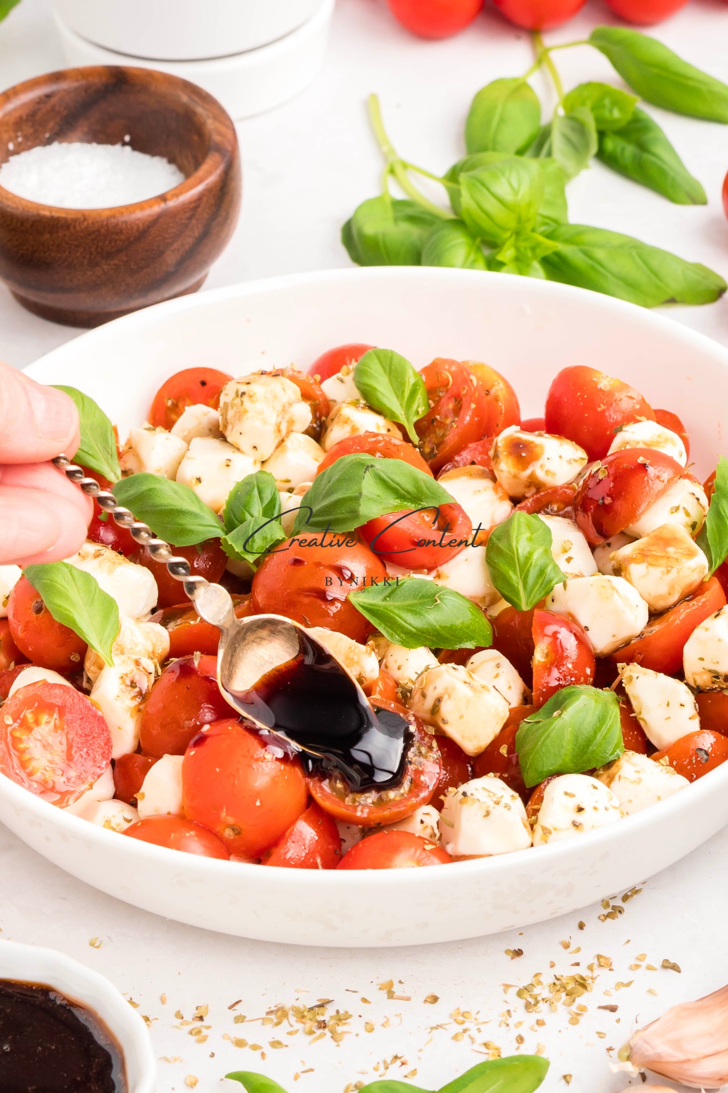 Tomato Mozzarella Salad - Exclusive
